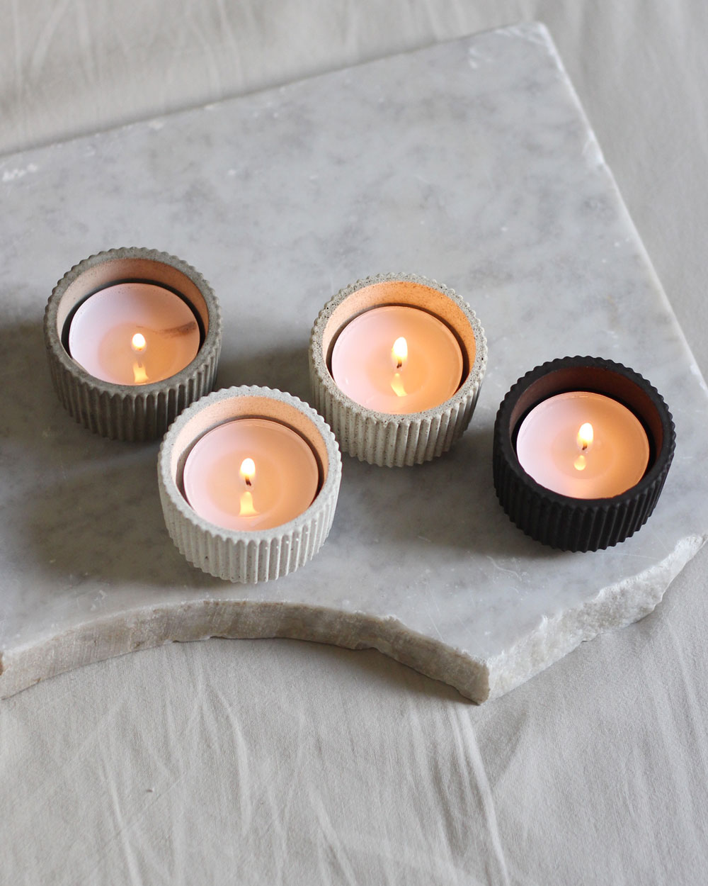 Ribbed Tealight Candle Holder