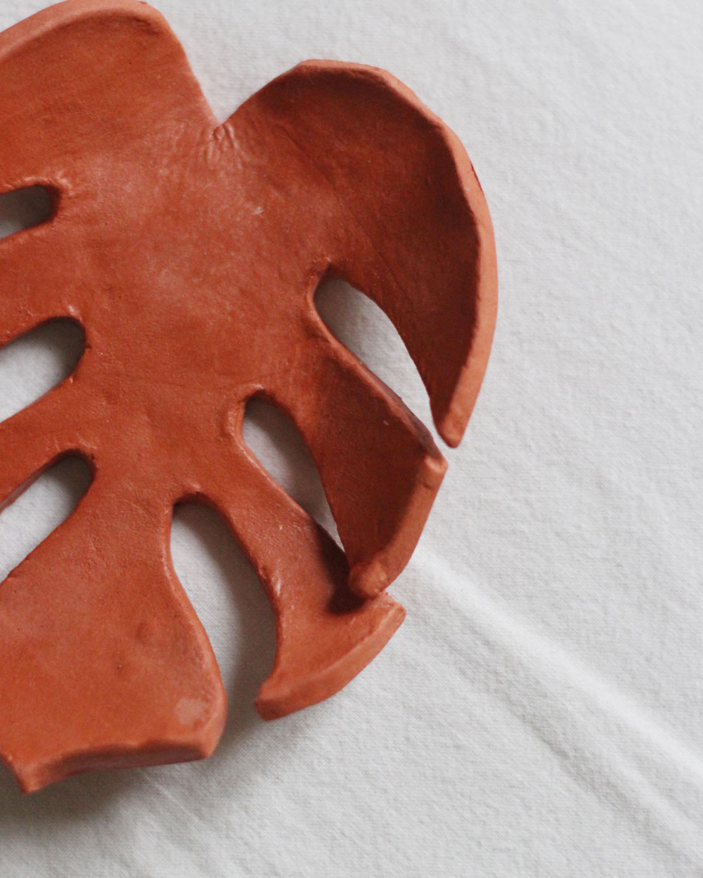 maricandance - Monstera Leaf Ring Dish